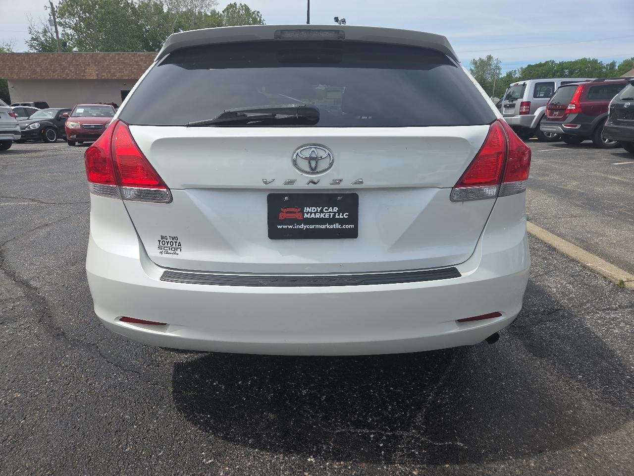 Toyota Venza LE 4D SUV FWD 4cyl 2009