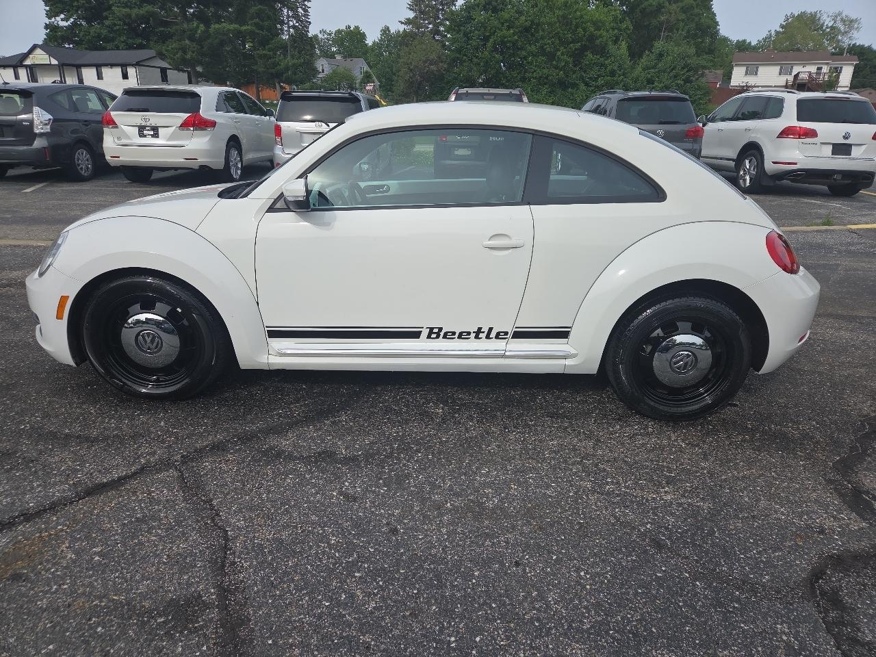 Volkswagen Beetle 2.5L 2012