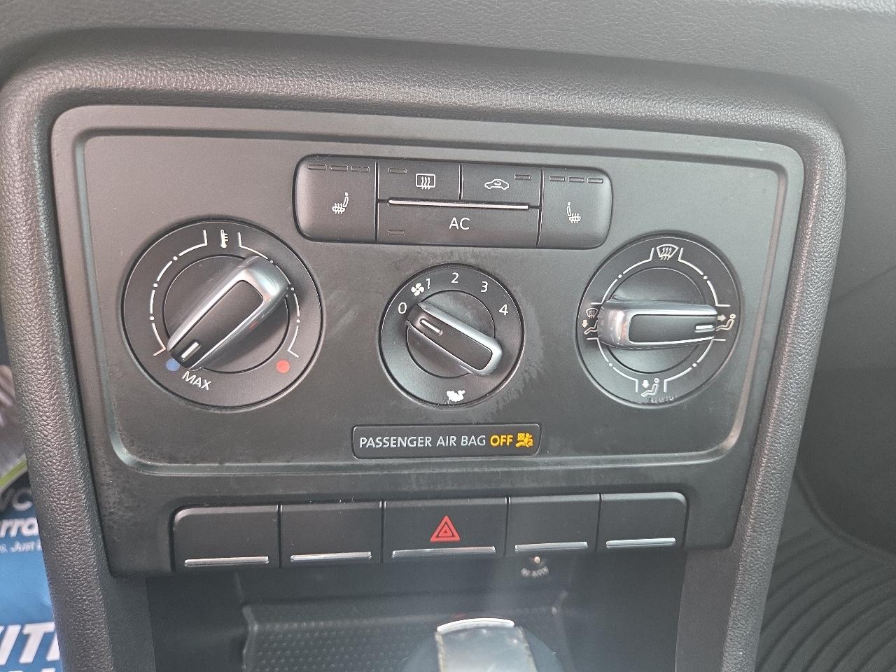 Volkswagen Beetle 2.5L 2012