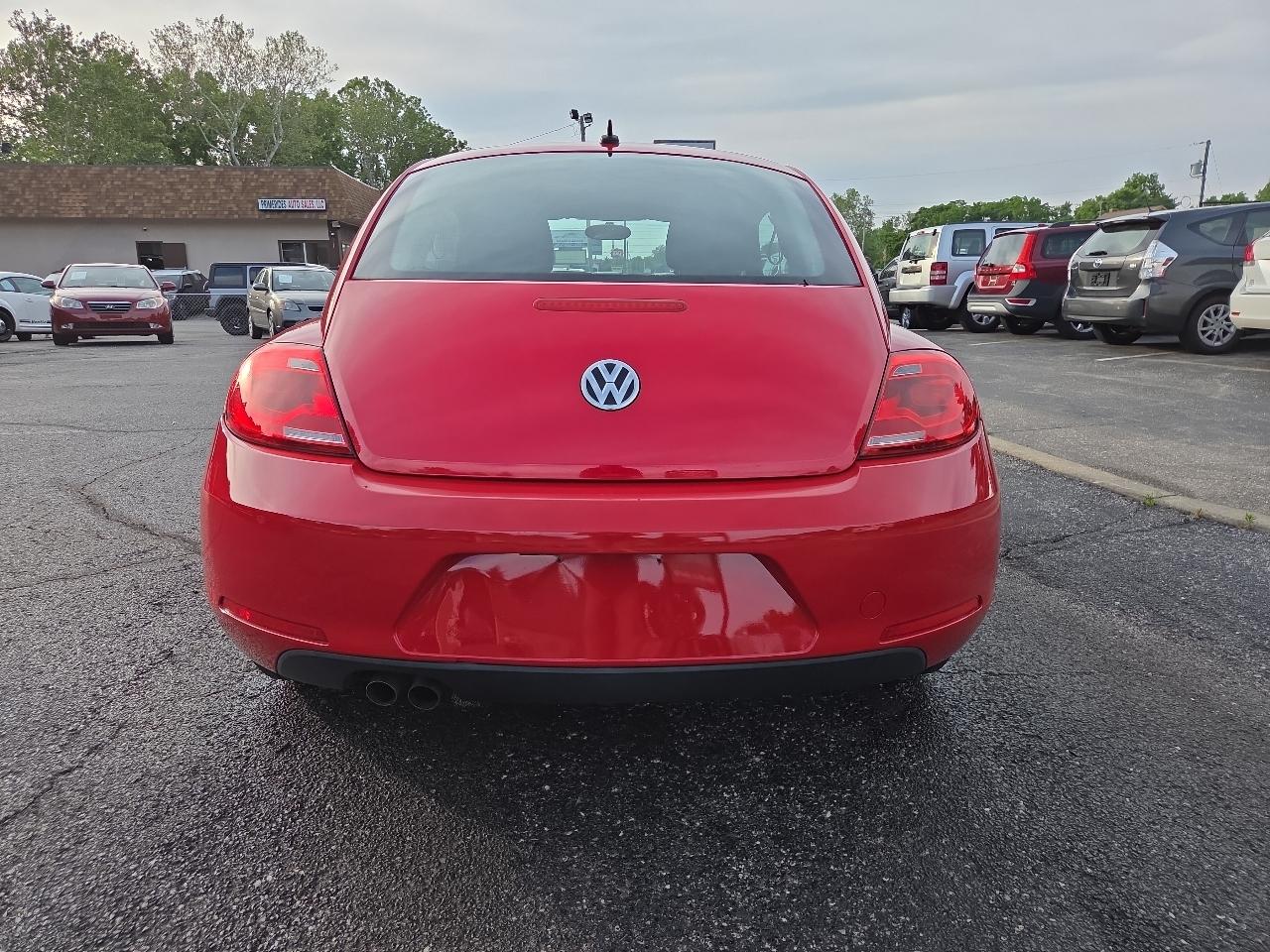 Volkswagen Beetle 2.5L 2013