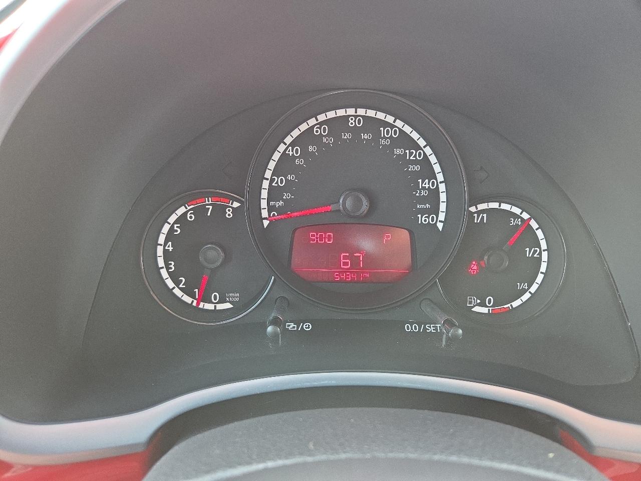 Volkswagen Beetle 2.5L 2013