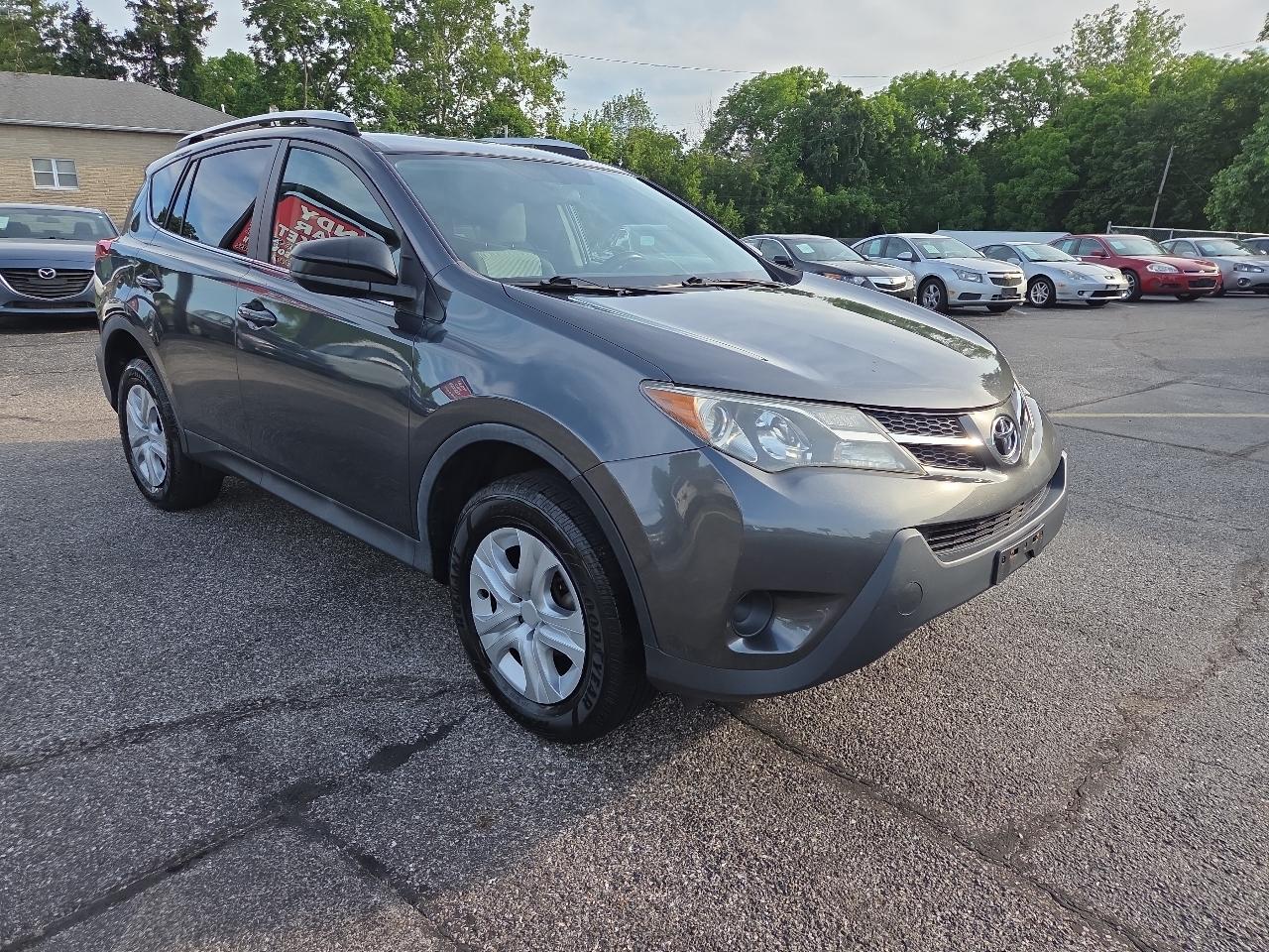 Toyota RAV4 LE AWD 2013
