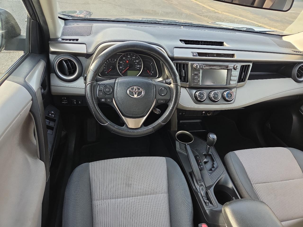 Toyota RAV4 LE AWD 2013