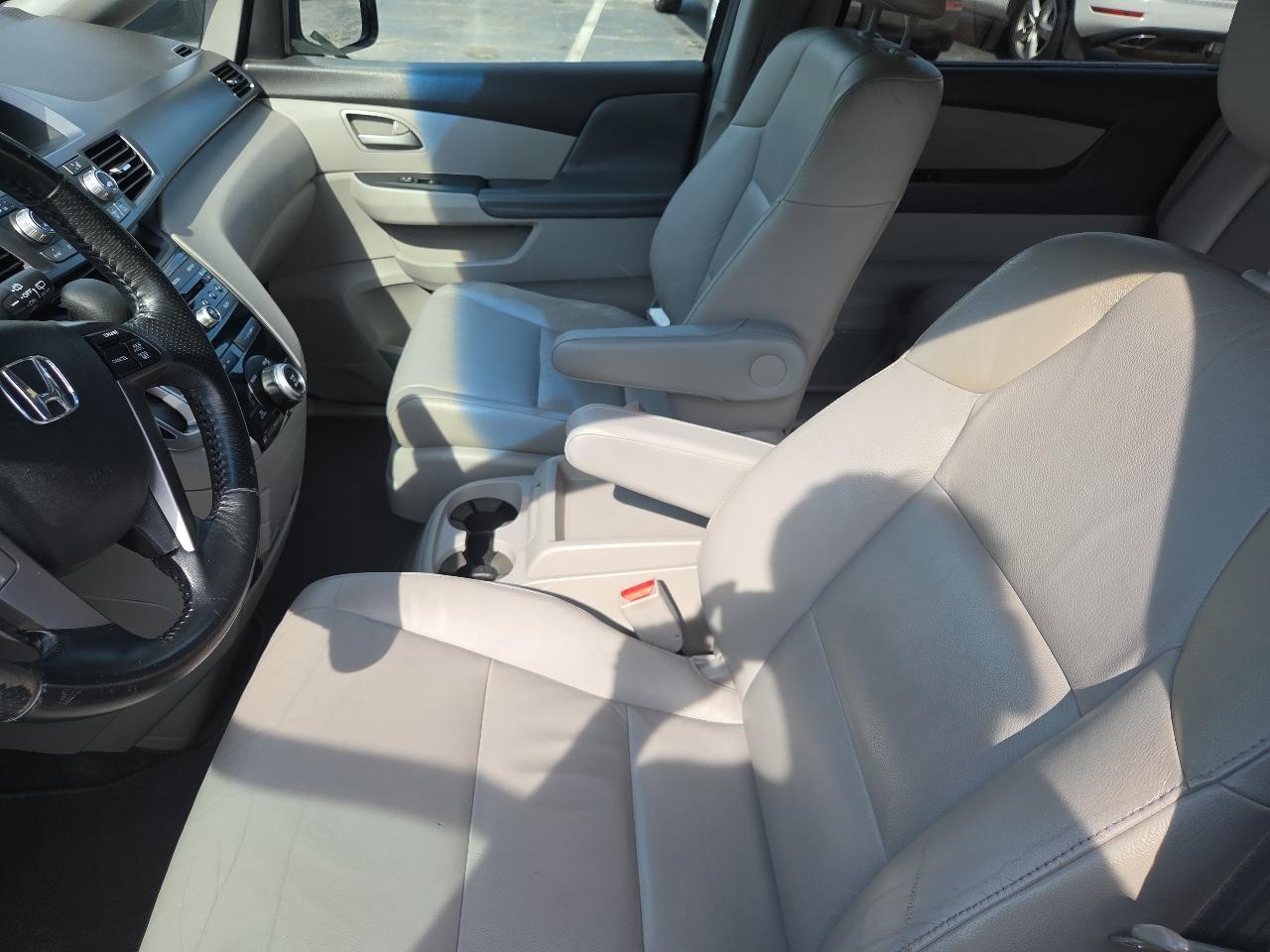 Honda Odyssey EX-L 2011