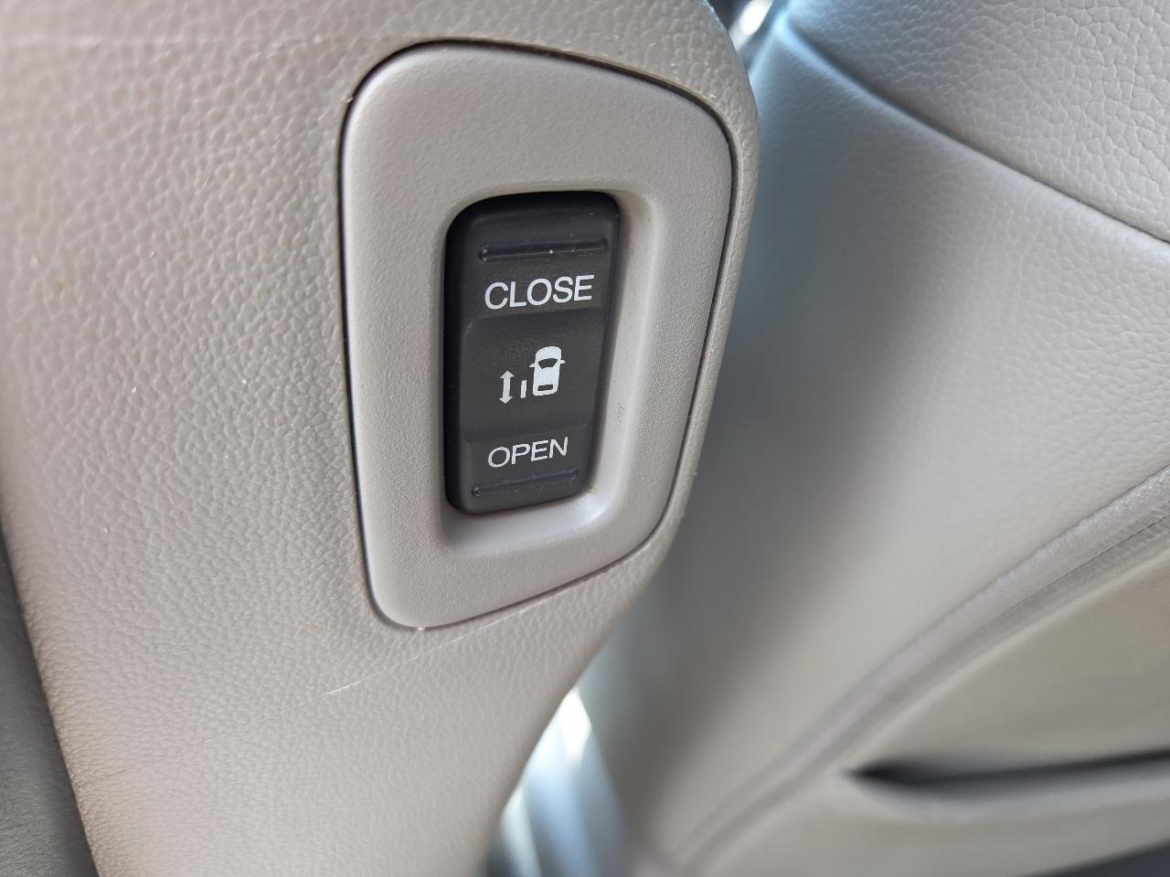 Honda Odyssey EX-L 2011