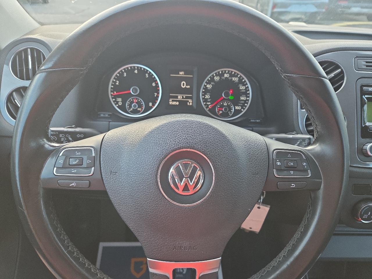 Volkswagen Tiguan SE 4Motion 2014