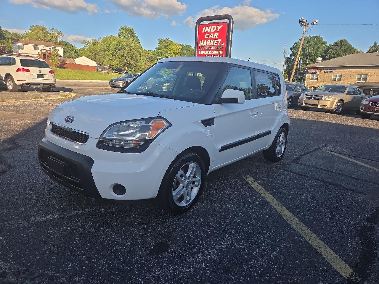 Kia Soul + 2011