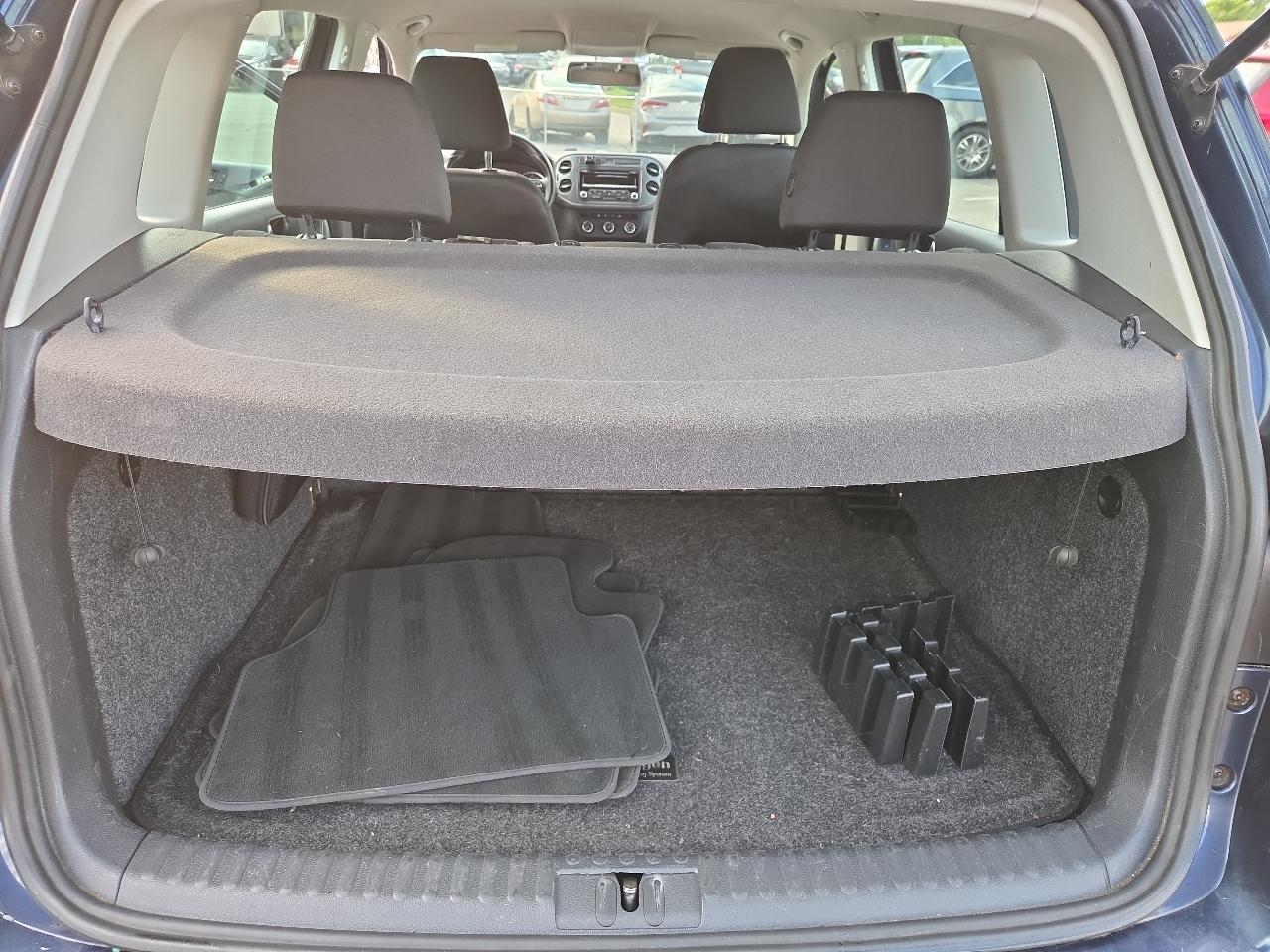 Volkswagen Tiguan S 2014