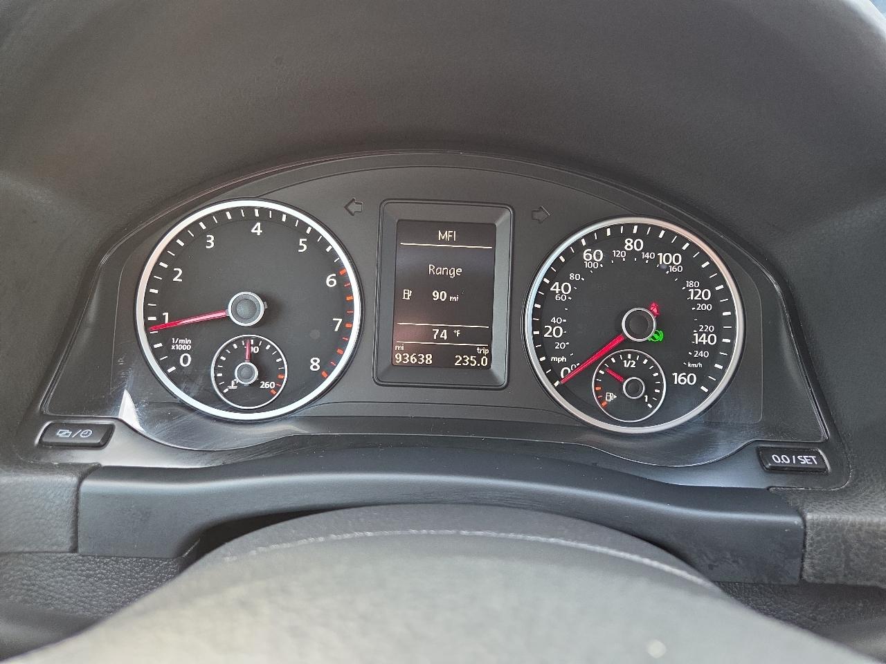 Volkswagen Tiguan S 2014