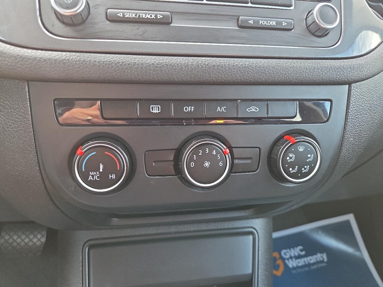 Volkswagen Tiguan S 2014