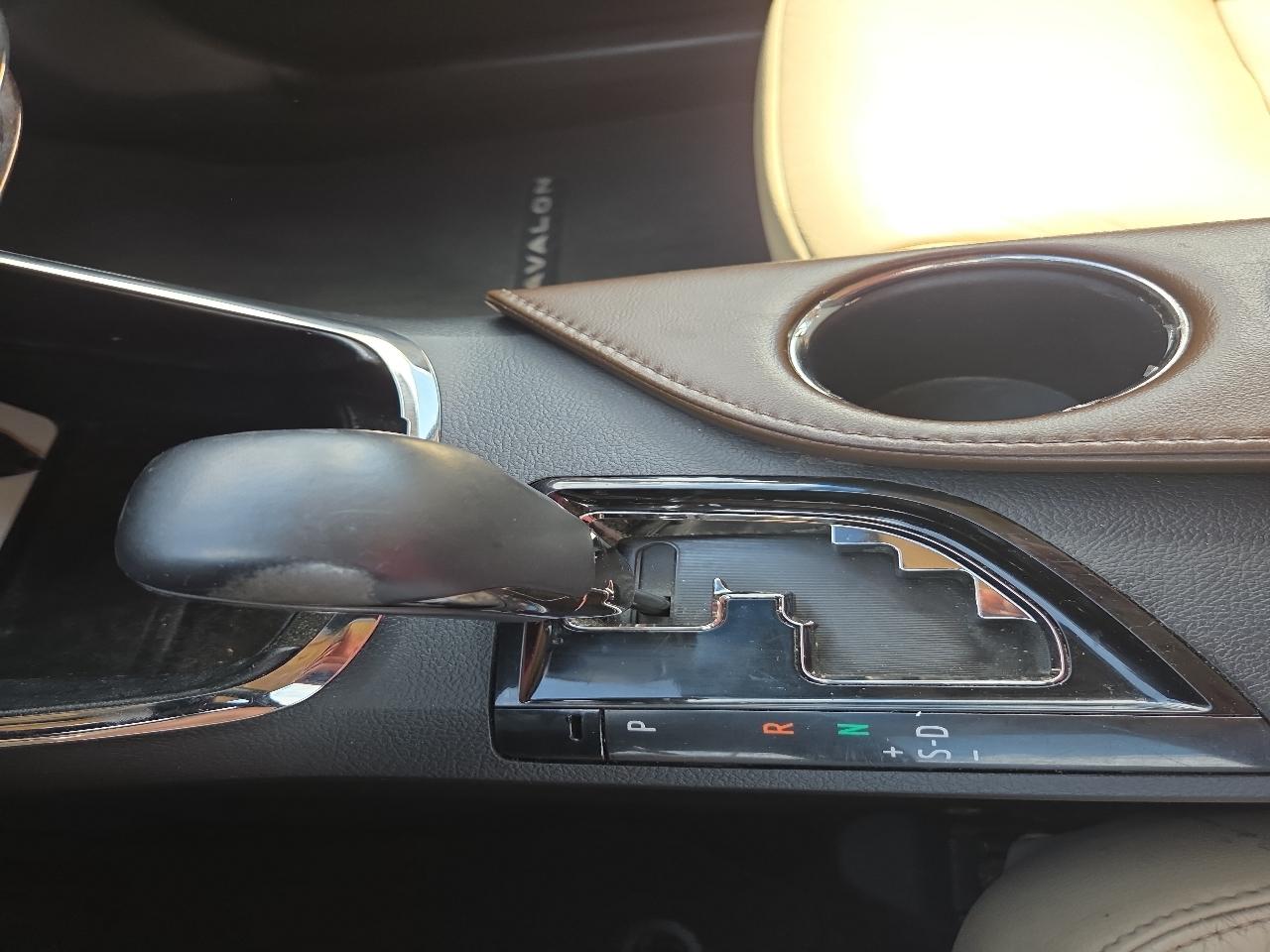 Toyota Avalon XLE Premium 2014