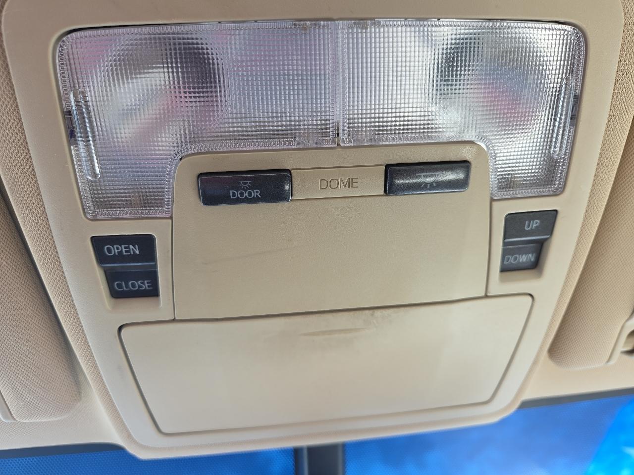 Toyota Avalon XLE Premium 2014