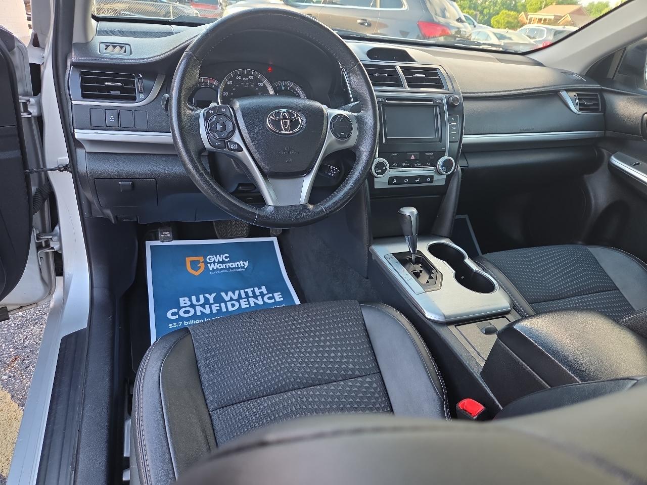 Toyota Camry SE 2012