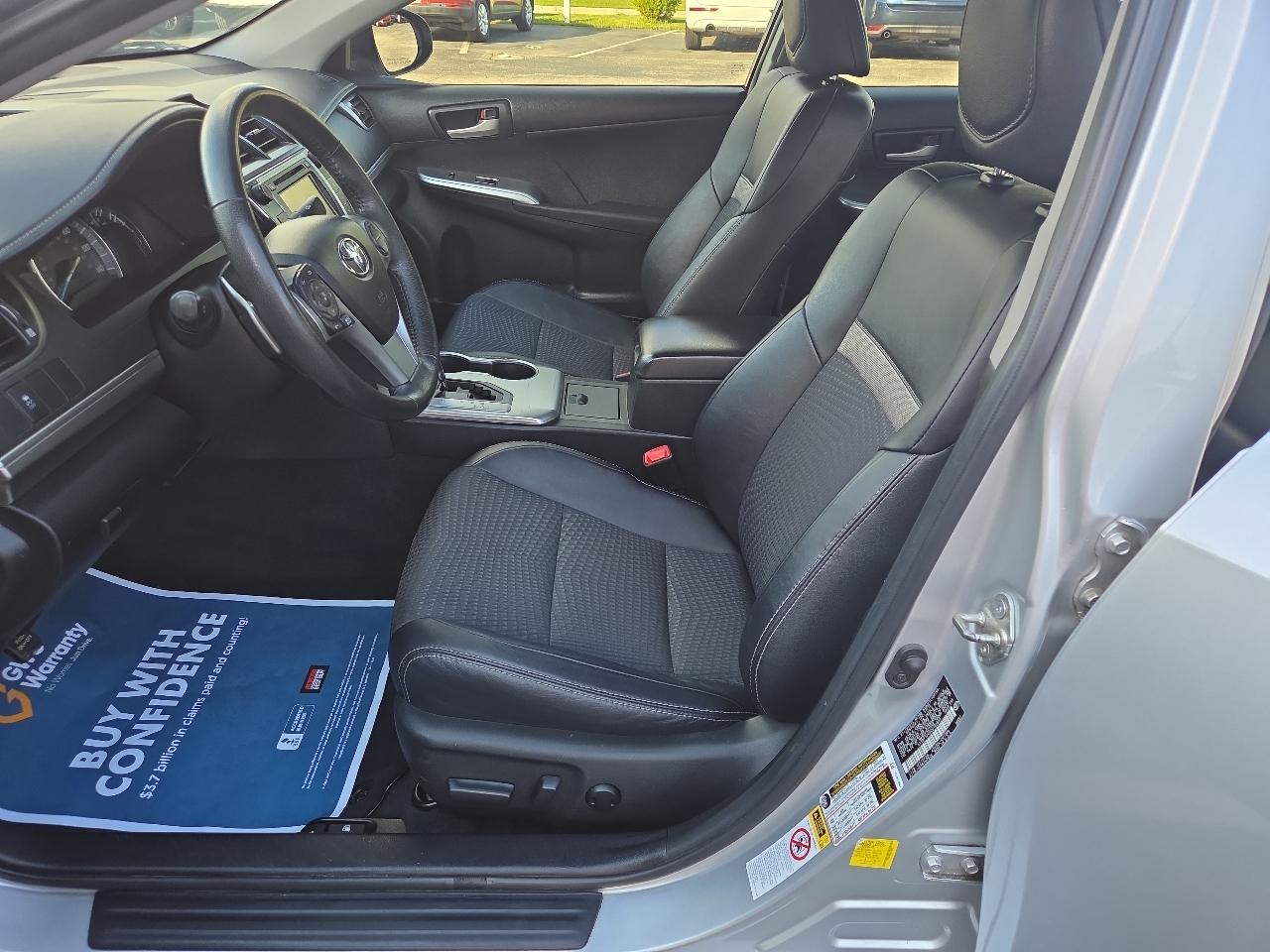 Toyota Camry SE 2012