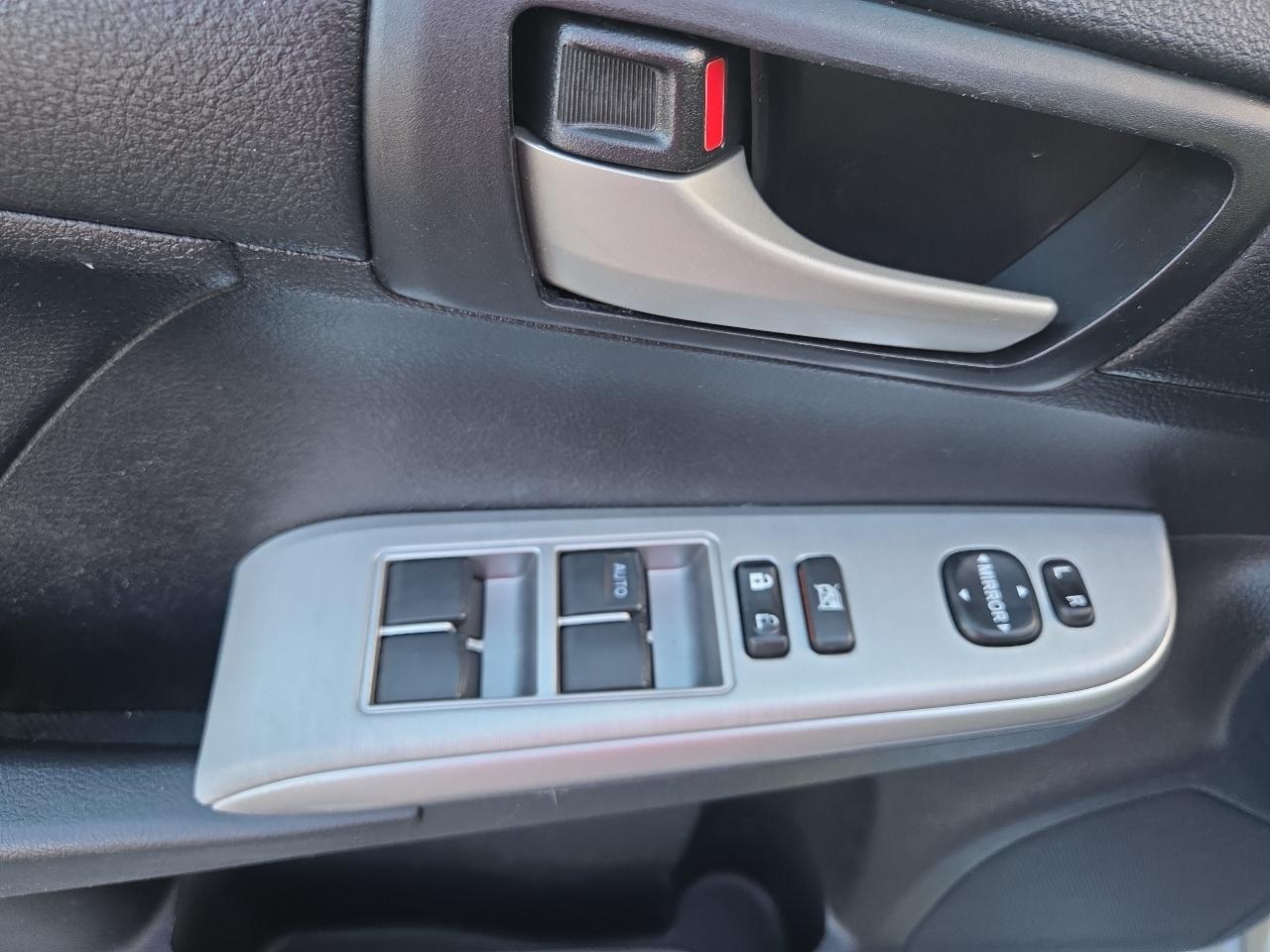 Toyota Camry SE 2012