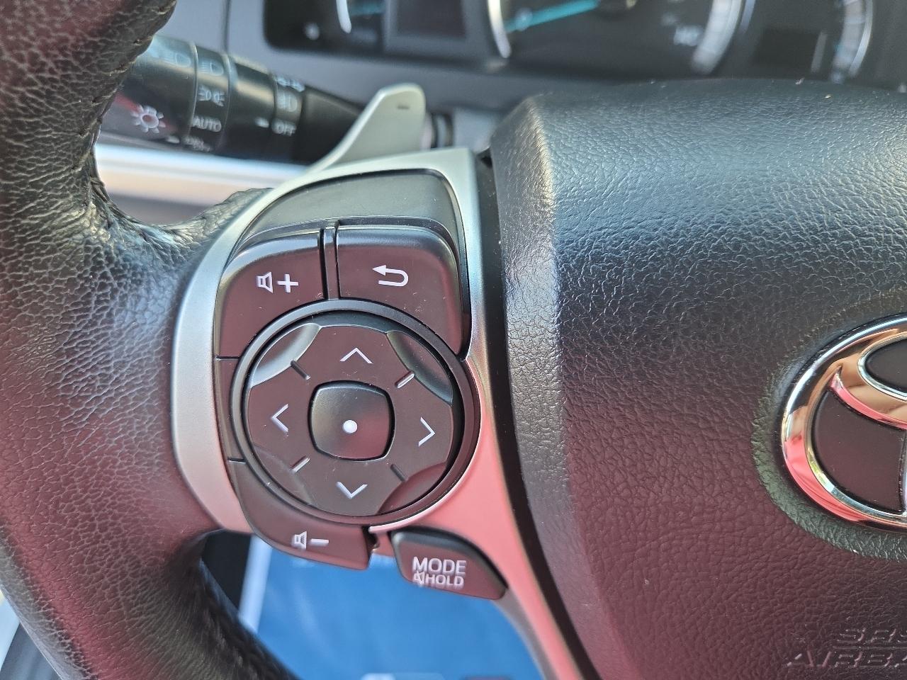 Toyota Camry SE 2012