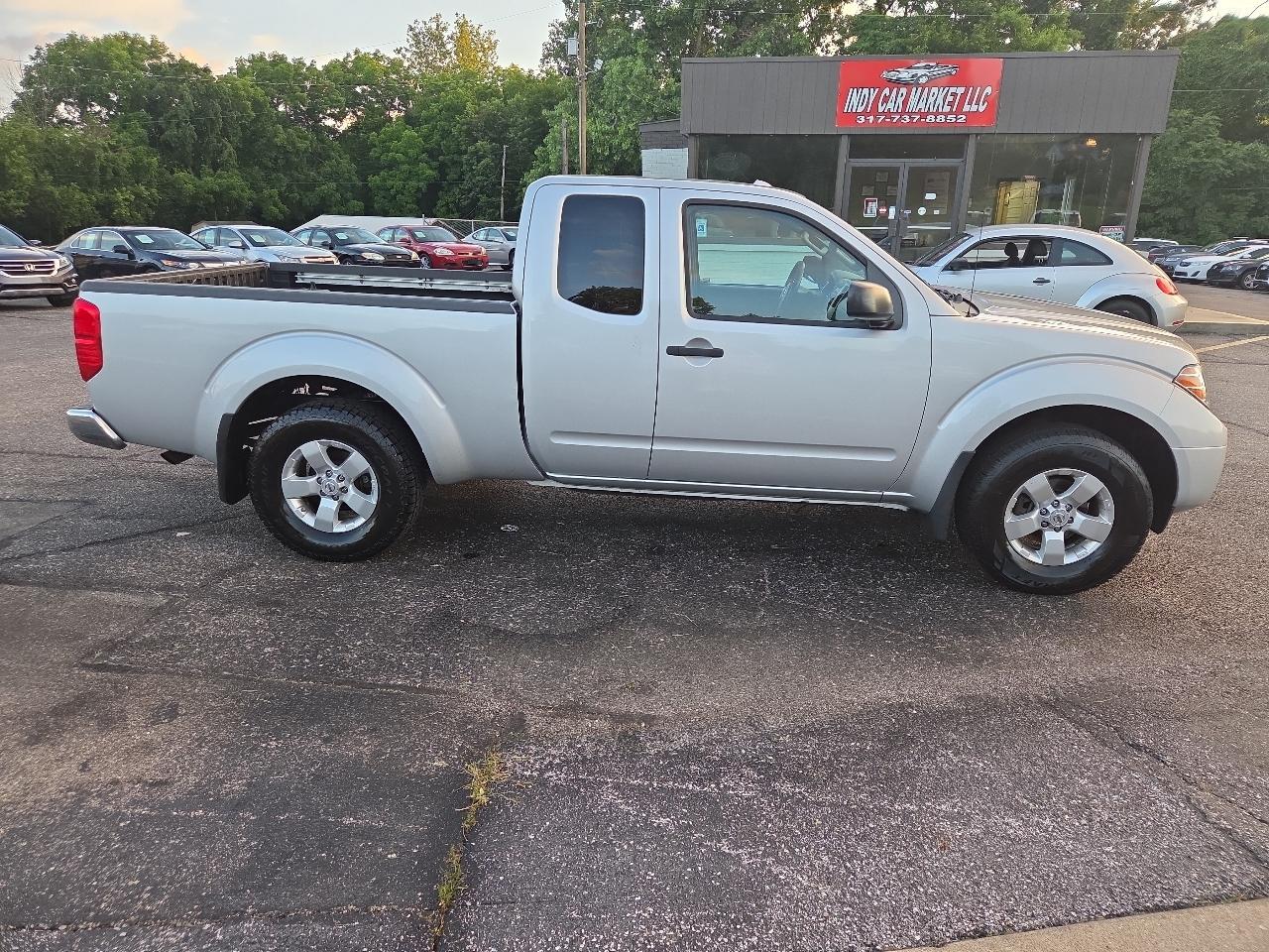 Nissan Frontier SV V6 King Cab 4WD 2012