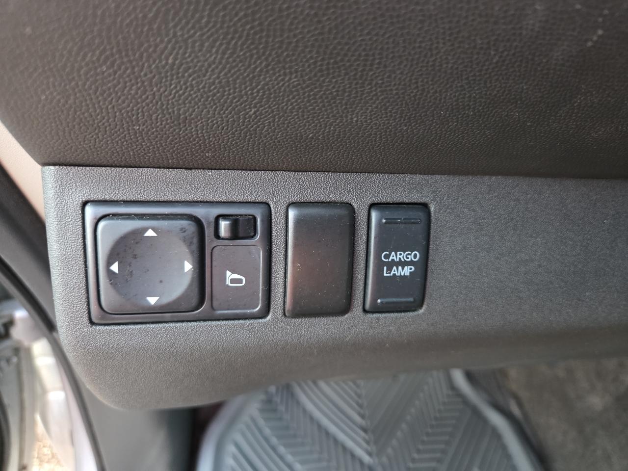 Nissan Frontier SV V6 King Cab 4WD 2012