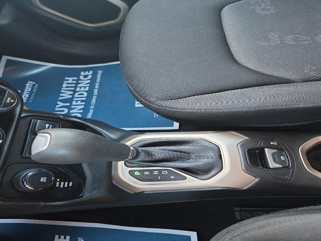 Jeep Renegade Latitude 4WD 2016