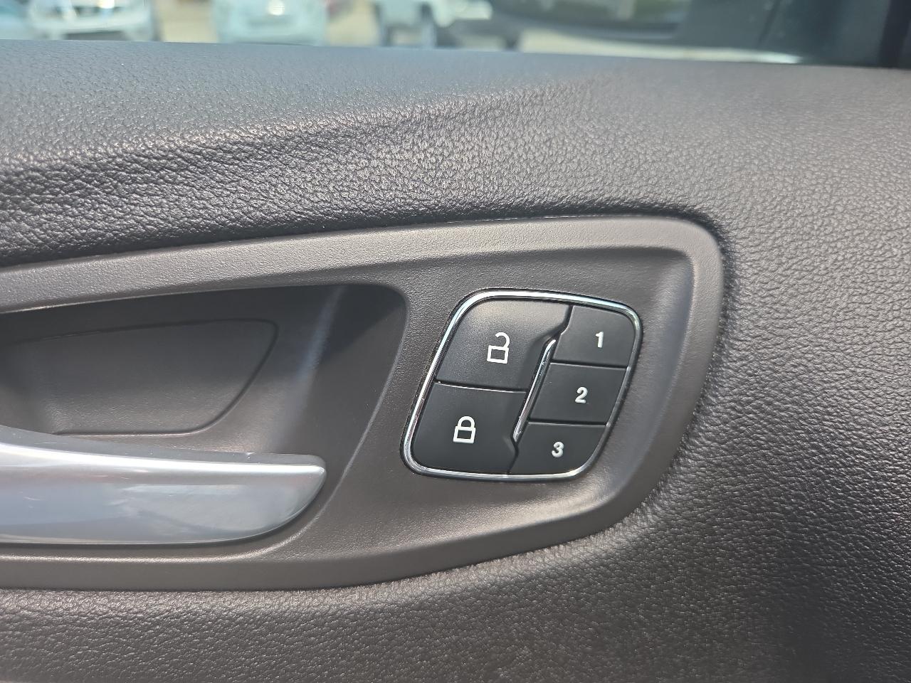 Ford Escape SEL 4WD 2013