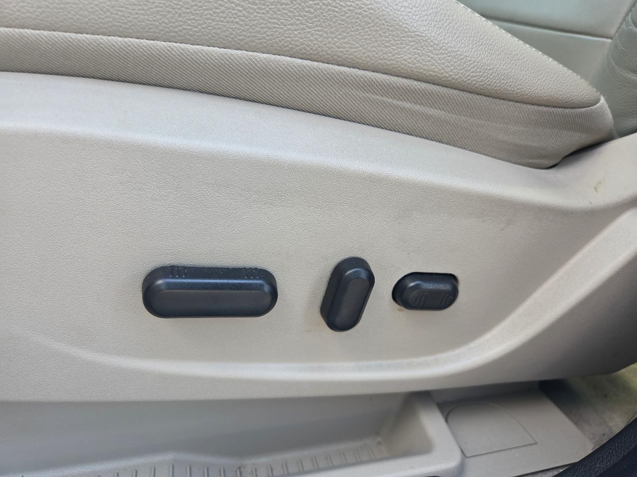 Ford Escape SEL 4WD 2013