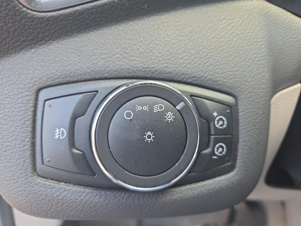 Ford Escape SEL 4WD 2013