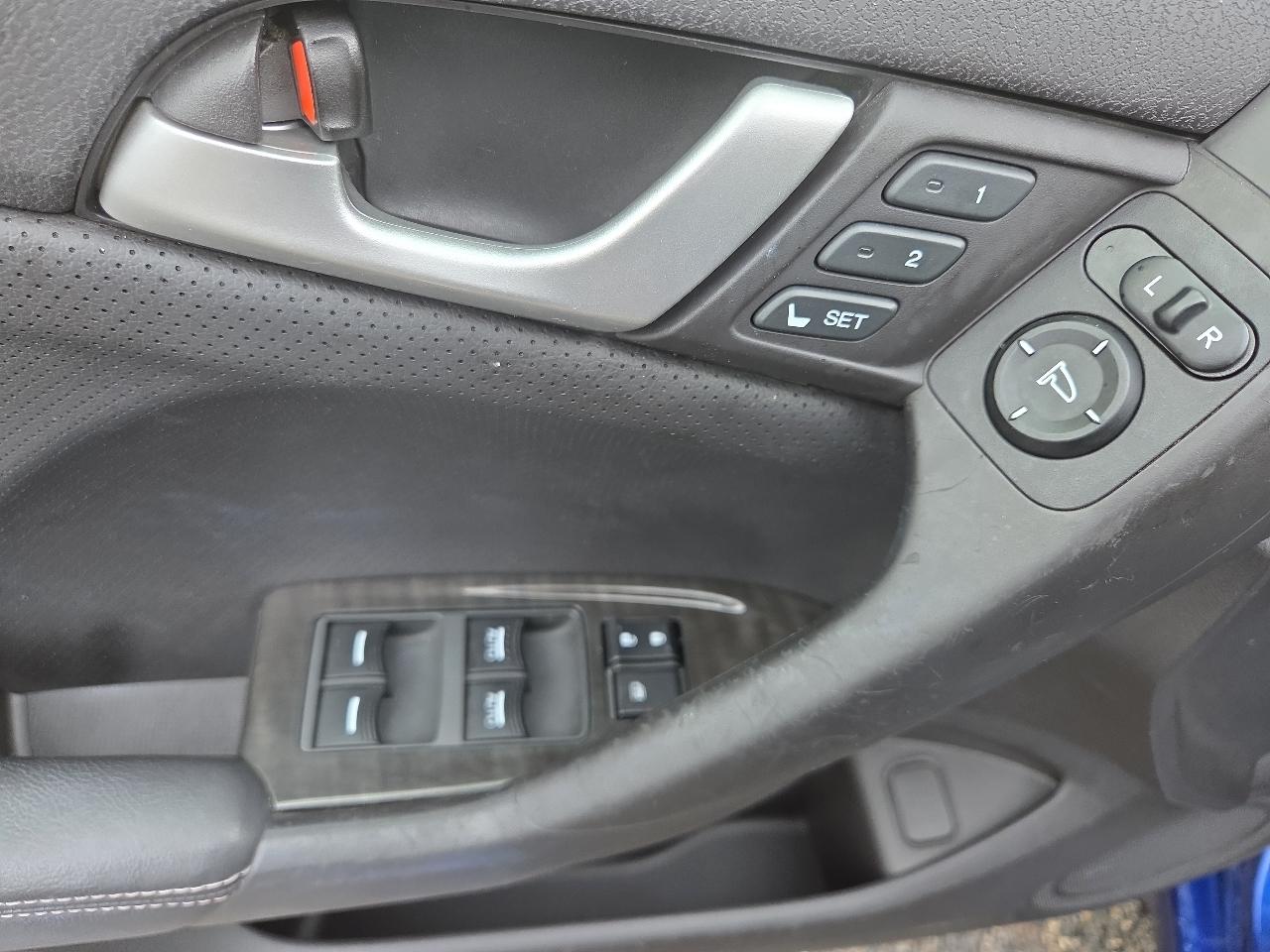 Acura TSX  2012