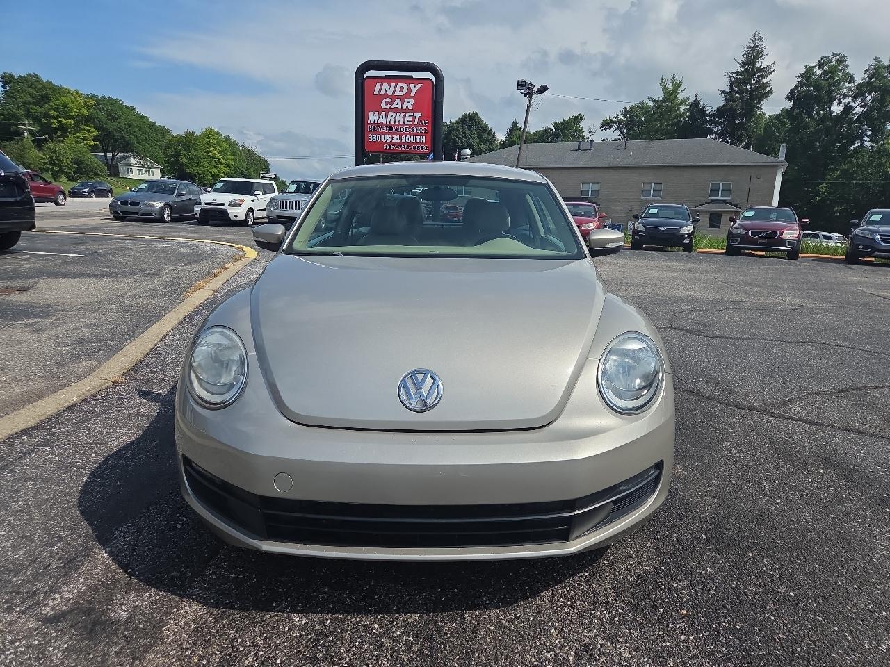 Volkswagen Beetle 2.5L 2012