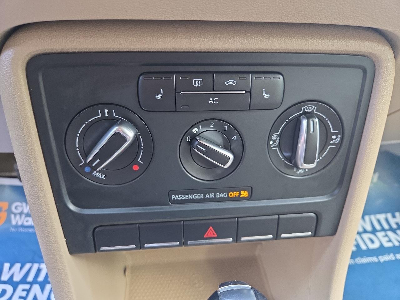 Volkswagen Beetle 2.5L 2012