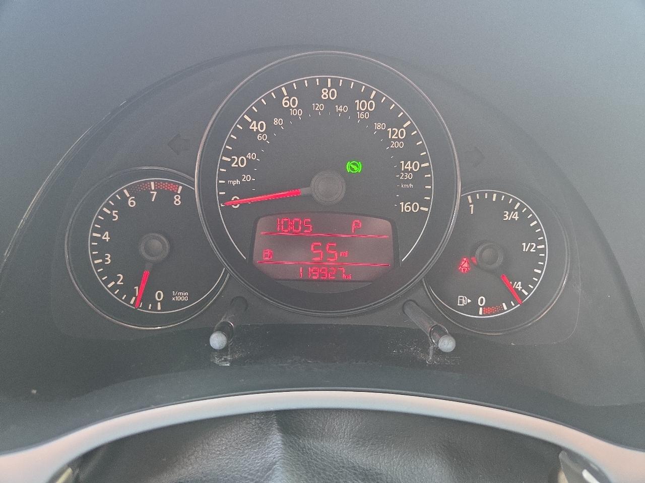 Volkswagen Beetle 2.5L 2012