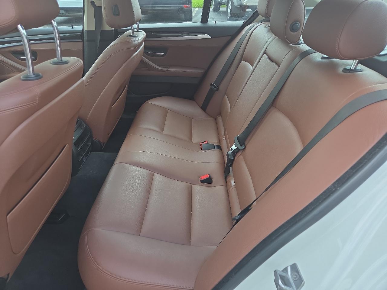 BMW 5-Series 535i xDrive 2014