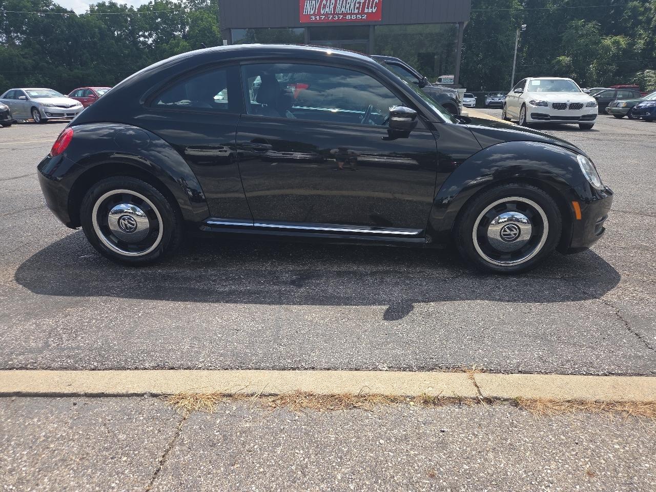Volkswagen Beetle 2.5L 2012