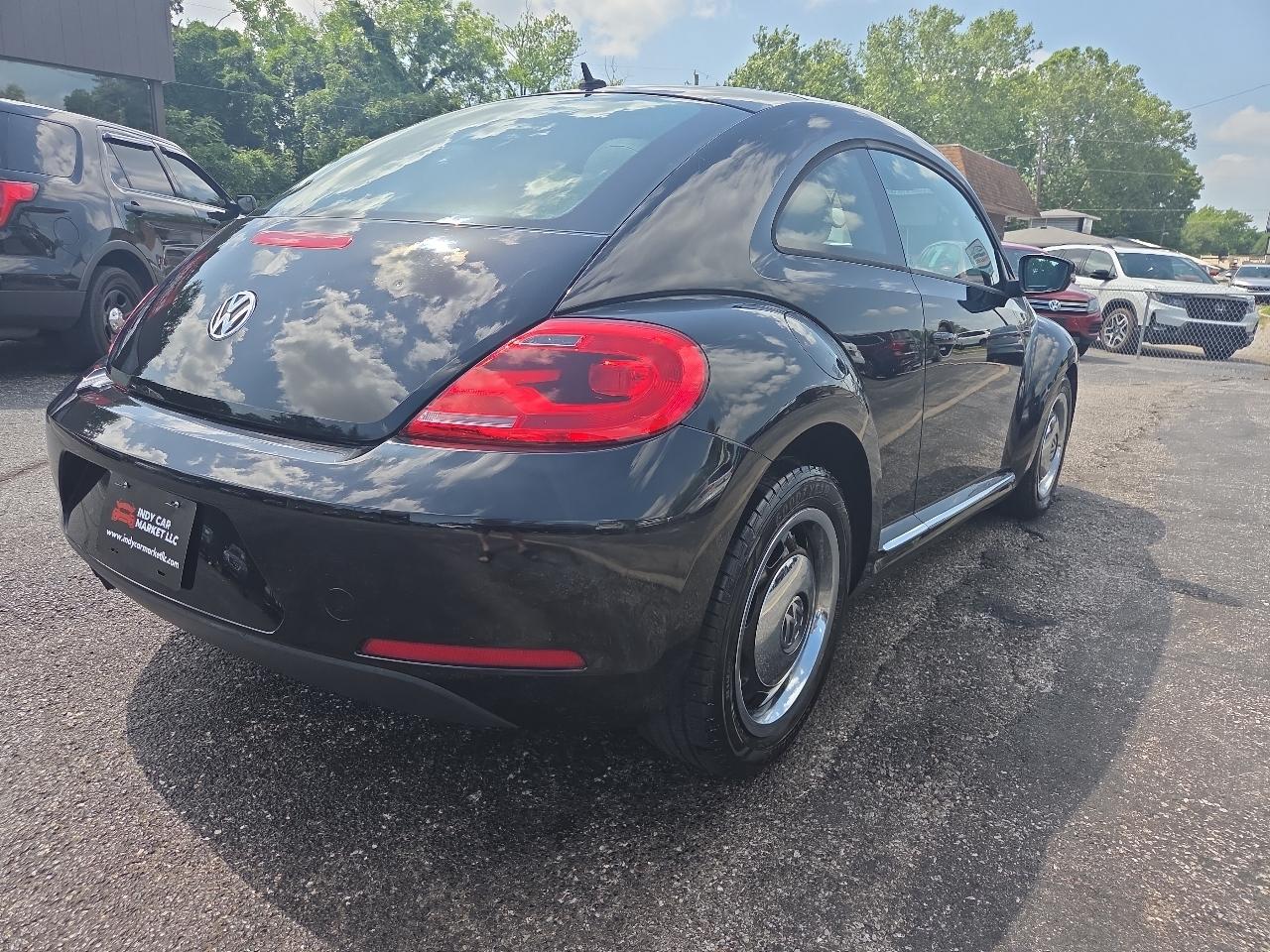 Volkswagen Beetle 2.5L 2012