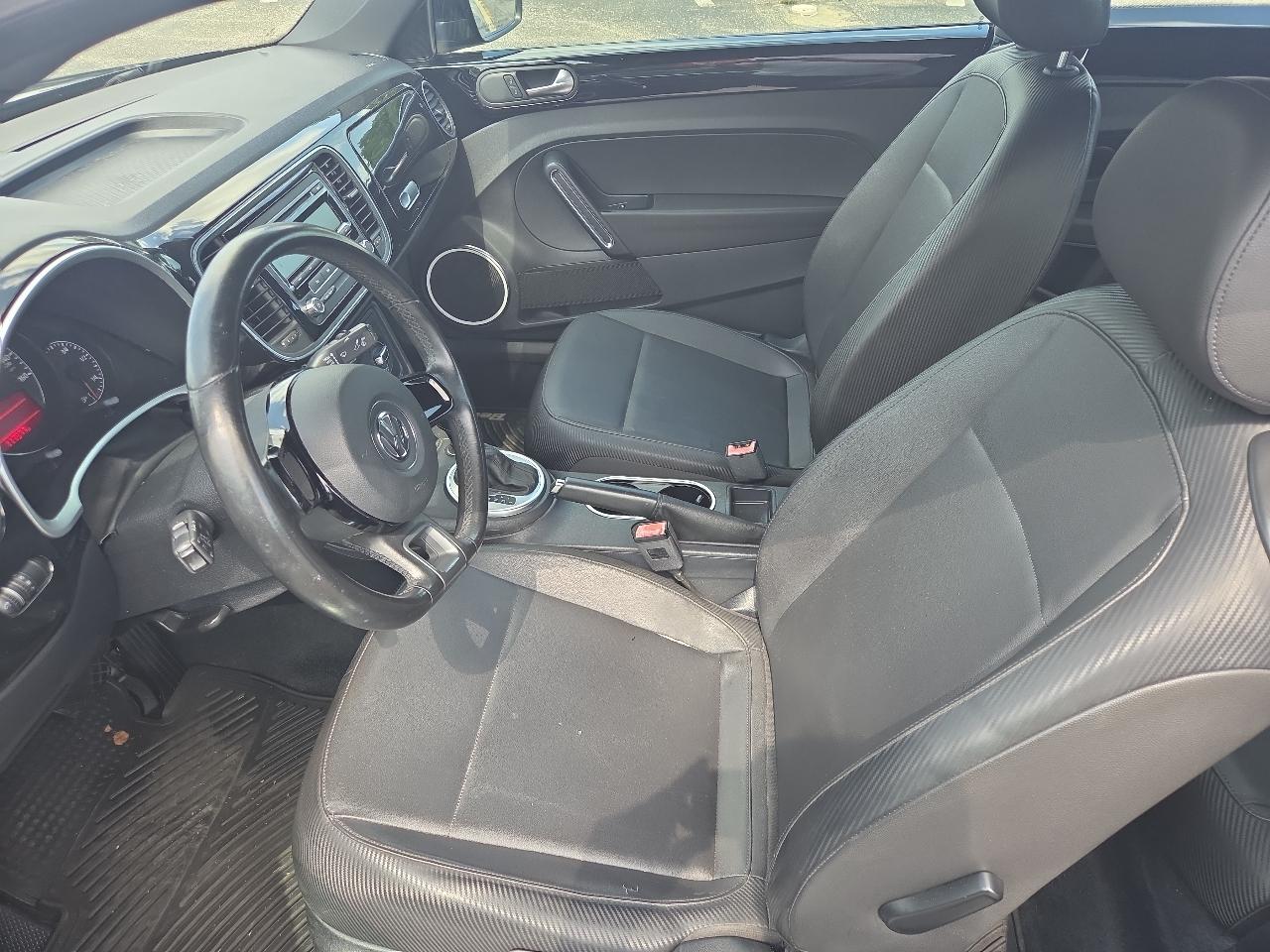 Volkswagen Beetle 2.5L 2012