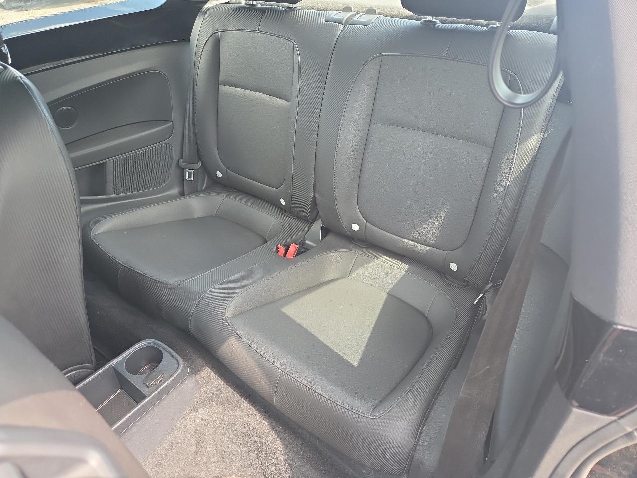 Volkswagen Beetle 2.5L 2012