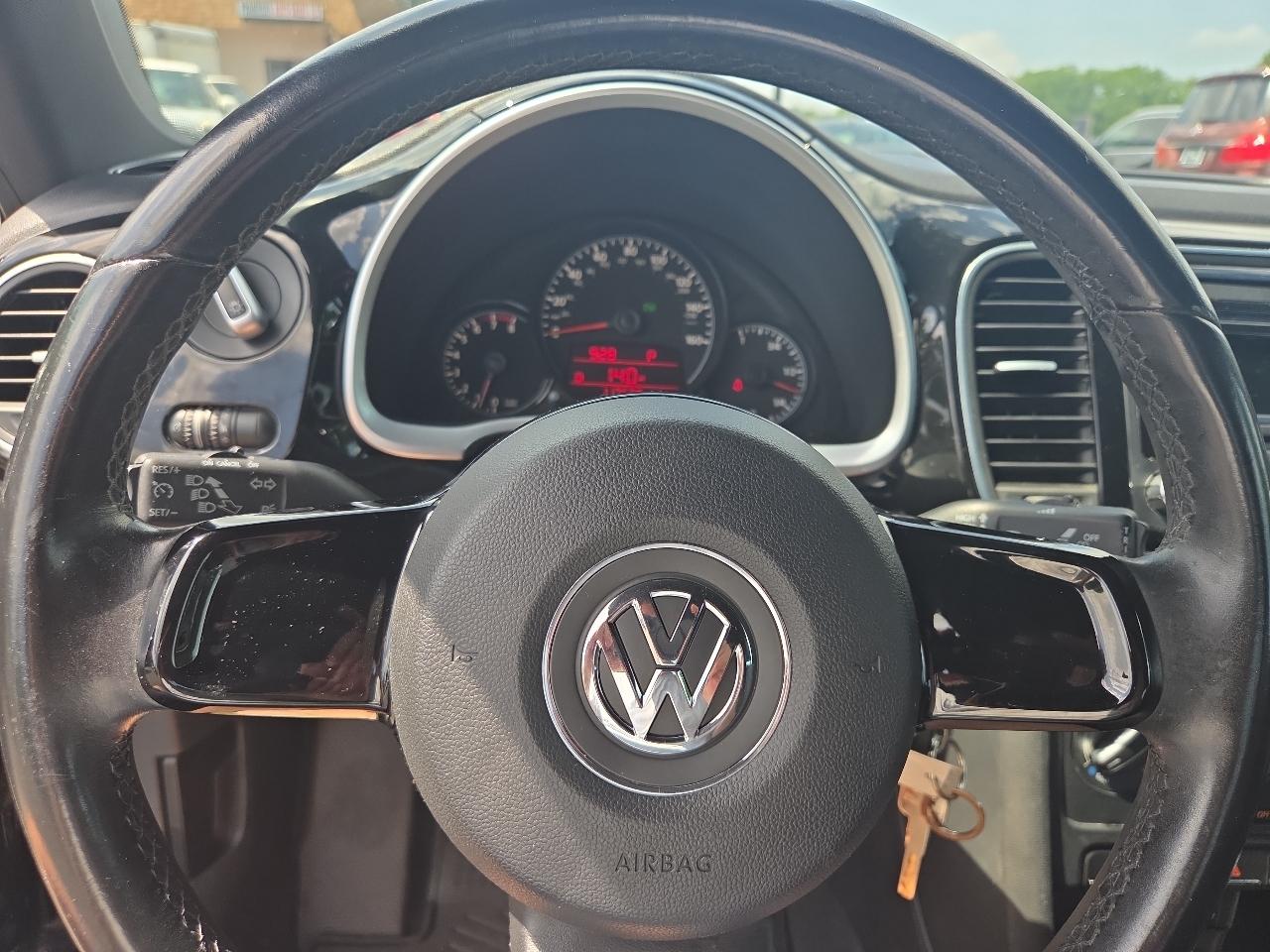 Volkswagen Beetle 2.5L 2012