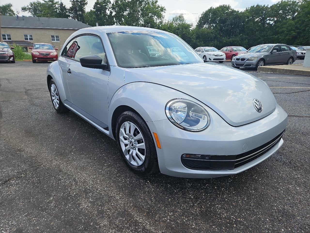 Volkswagen Beetle 2.5L 2012