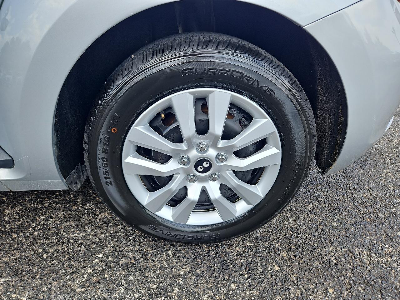 Volkswagen Beetle 2.5L 2012