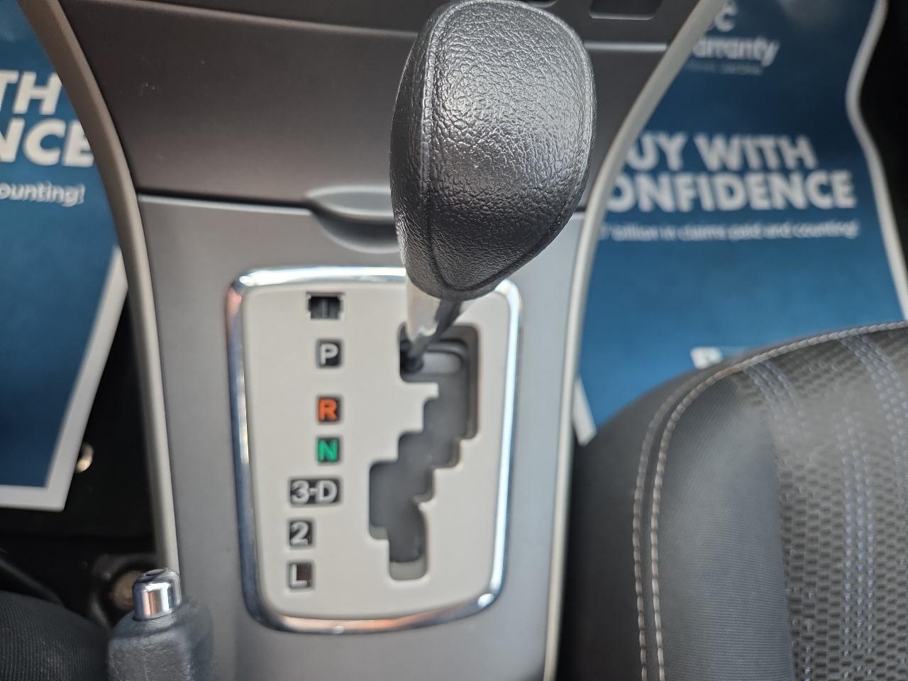 Toyota Corolla S 4-Speed AT 2013
