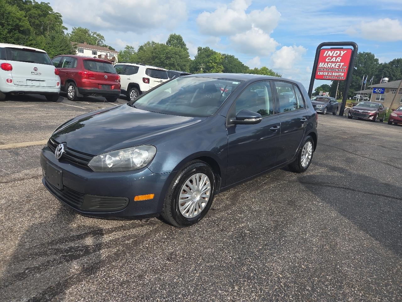 Volkswagen Golf 2.5L 4-Door 2012