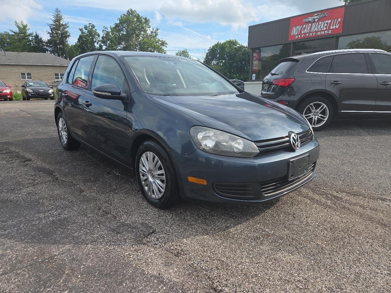 Volkswagen Golf 2.5L 4-Door 2012