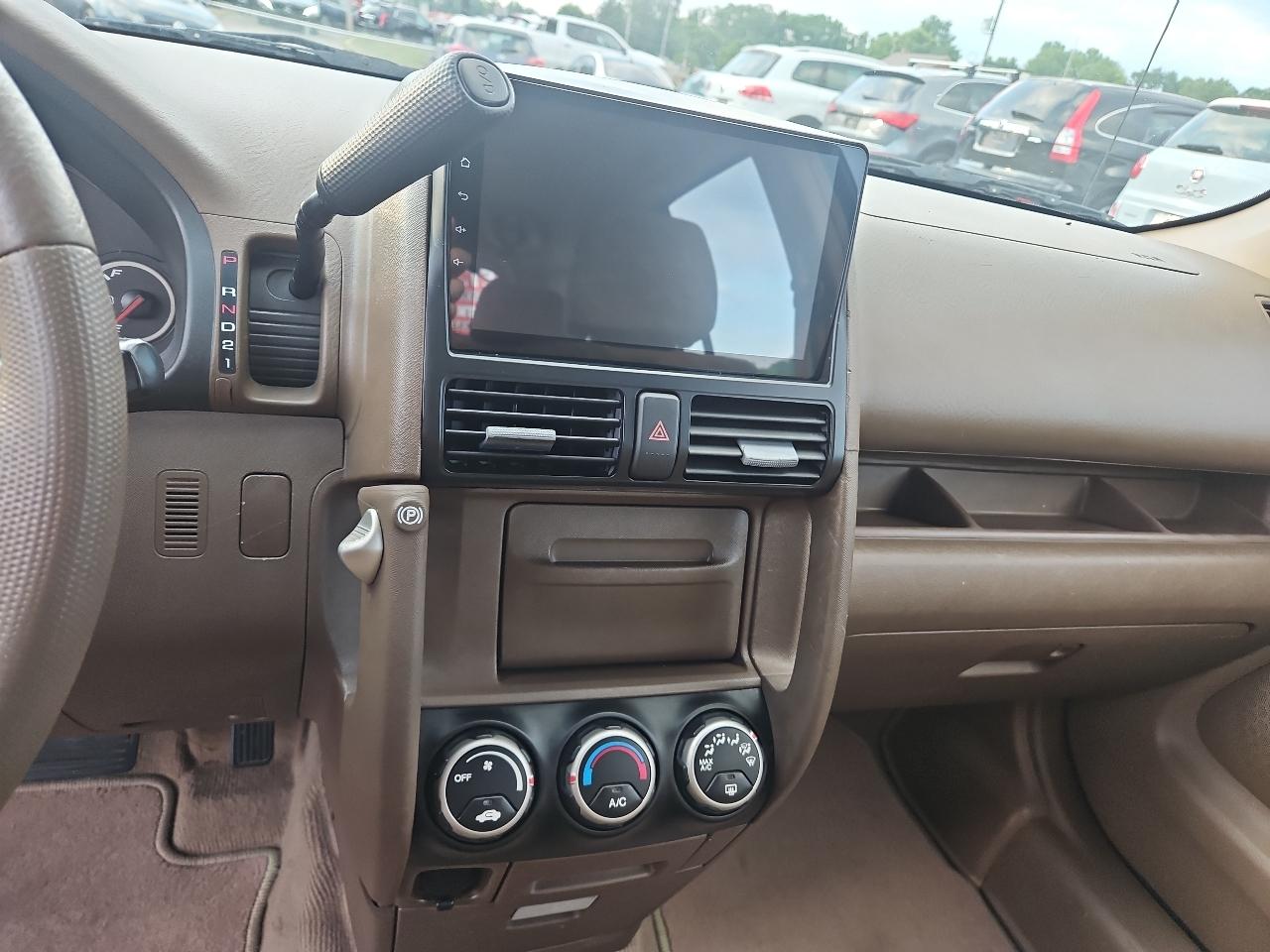 Honda CR-V LX 2WD AT 2004