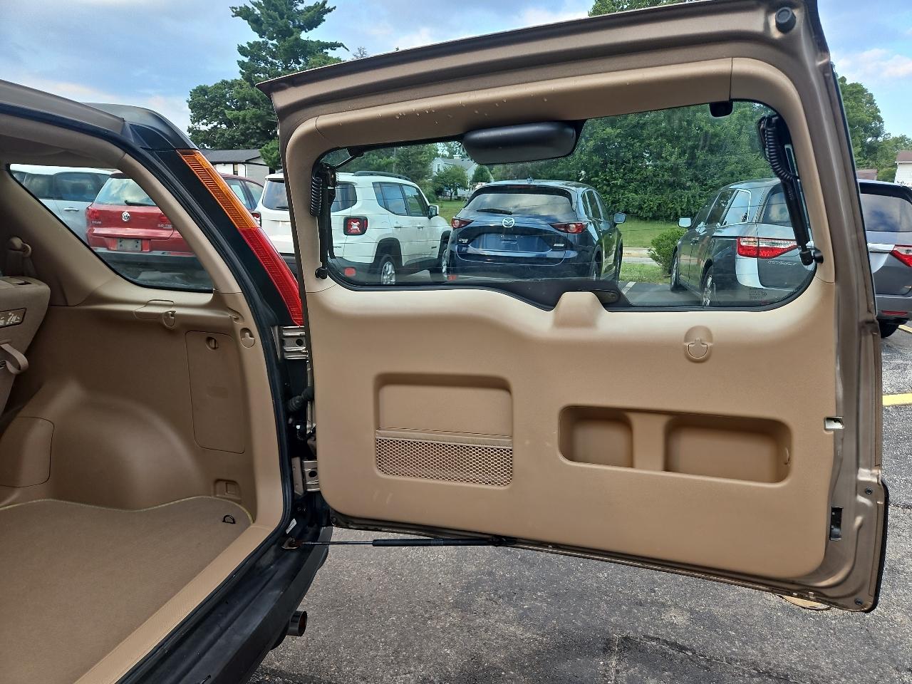 Honda CR-V LX 2WD AT 2004