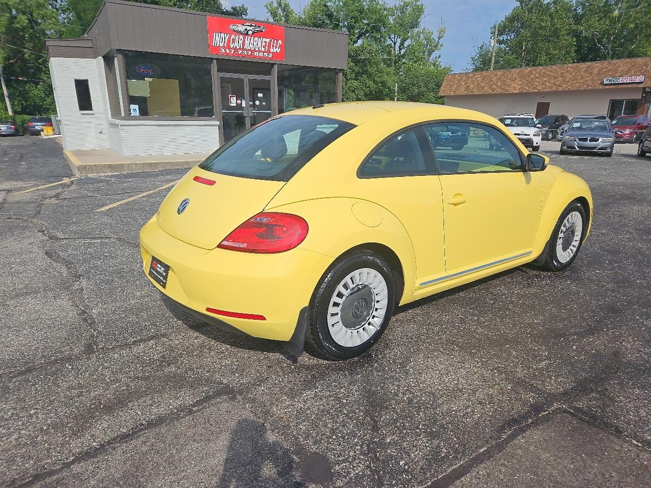 Volkswagen Beetle 2.5L 2013