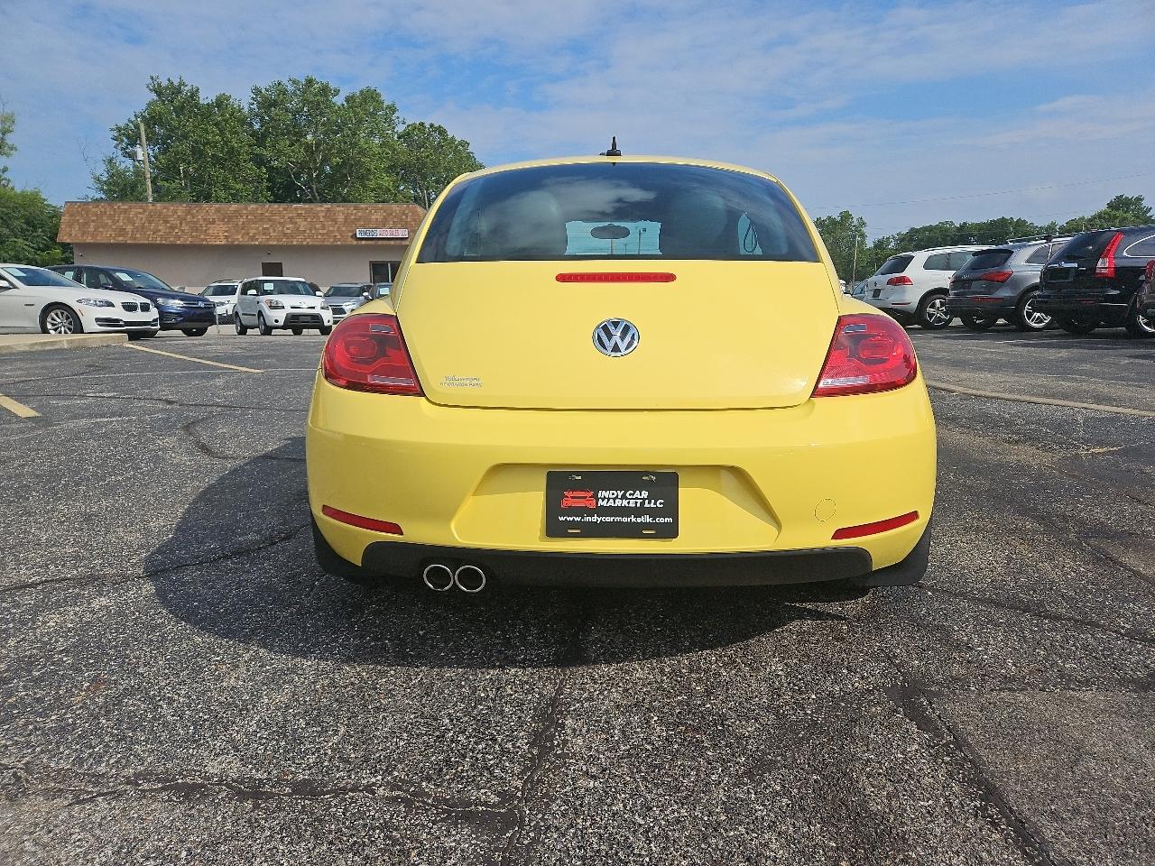 Volkswagen Beetle 2.5L 2013