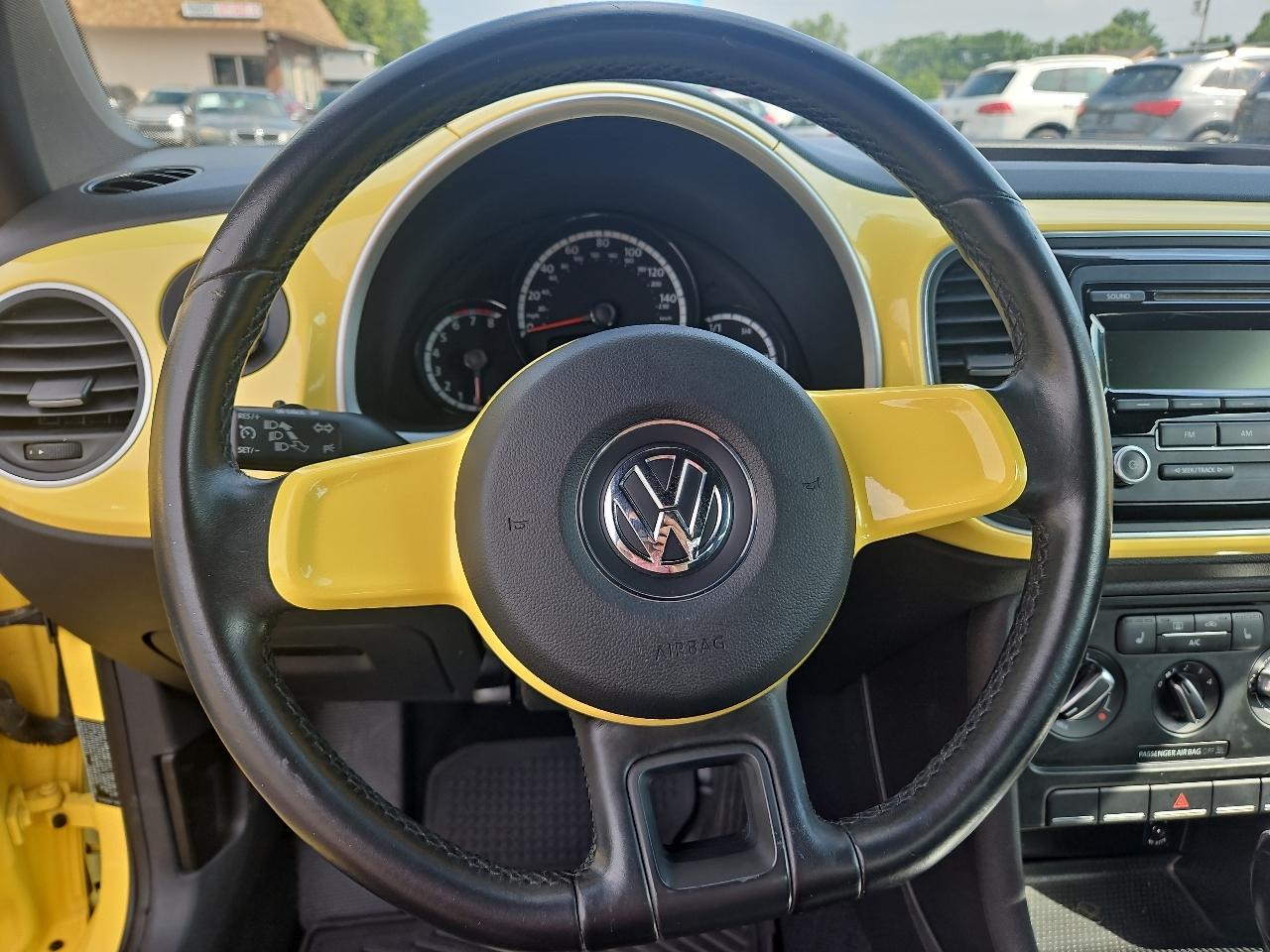 Volkswagen Beetle 2.5L 2013