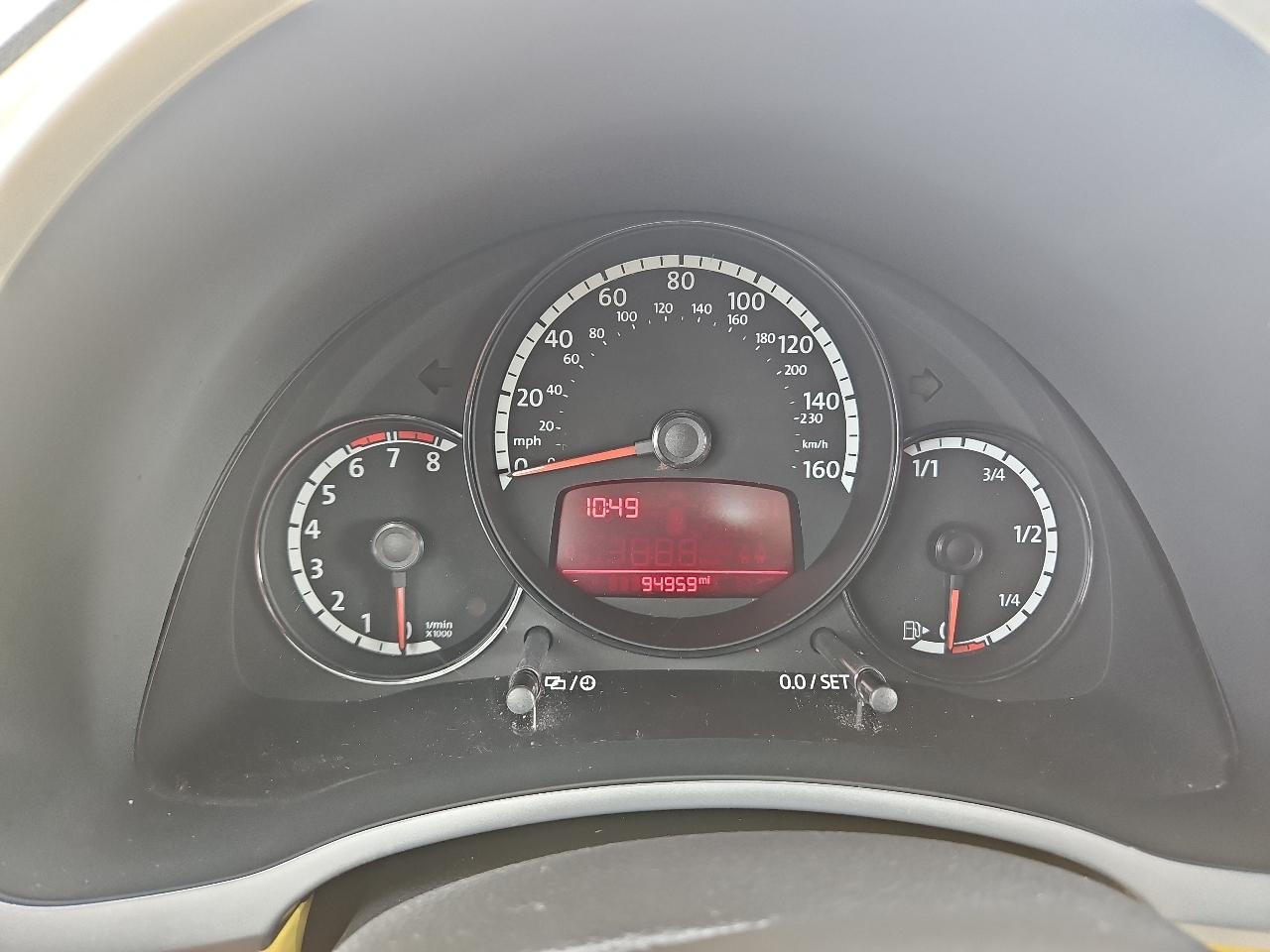 Volkswagen Beetle 2.5L 2013