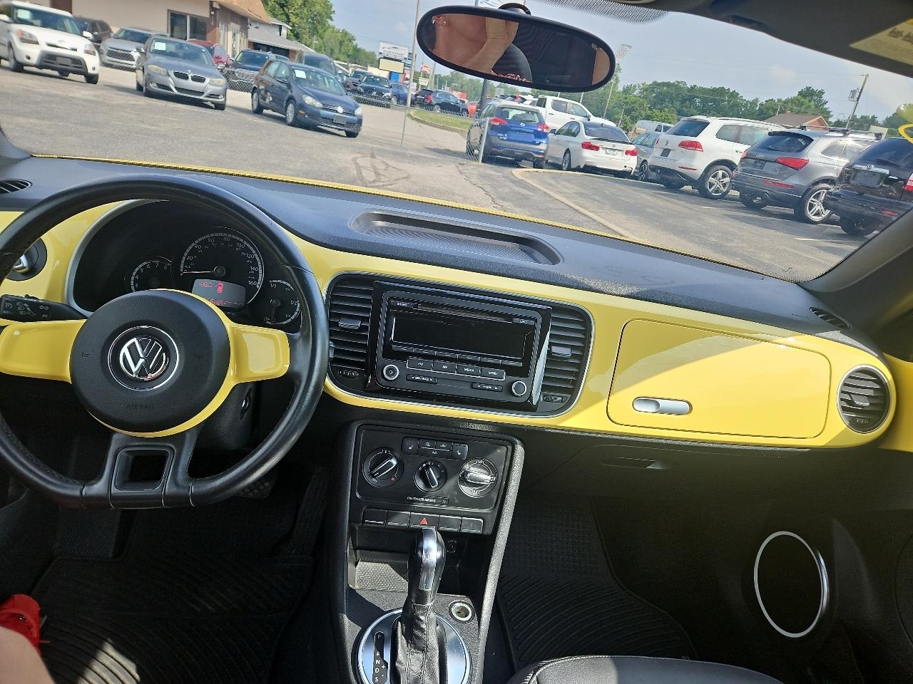 Volkswagen Beetle 2.5L 2013