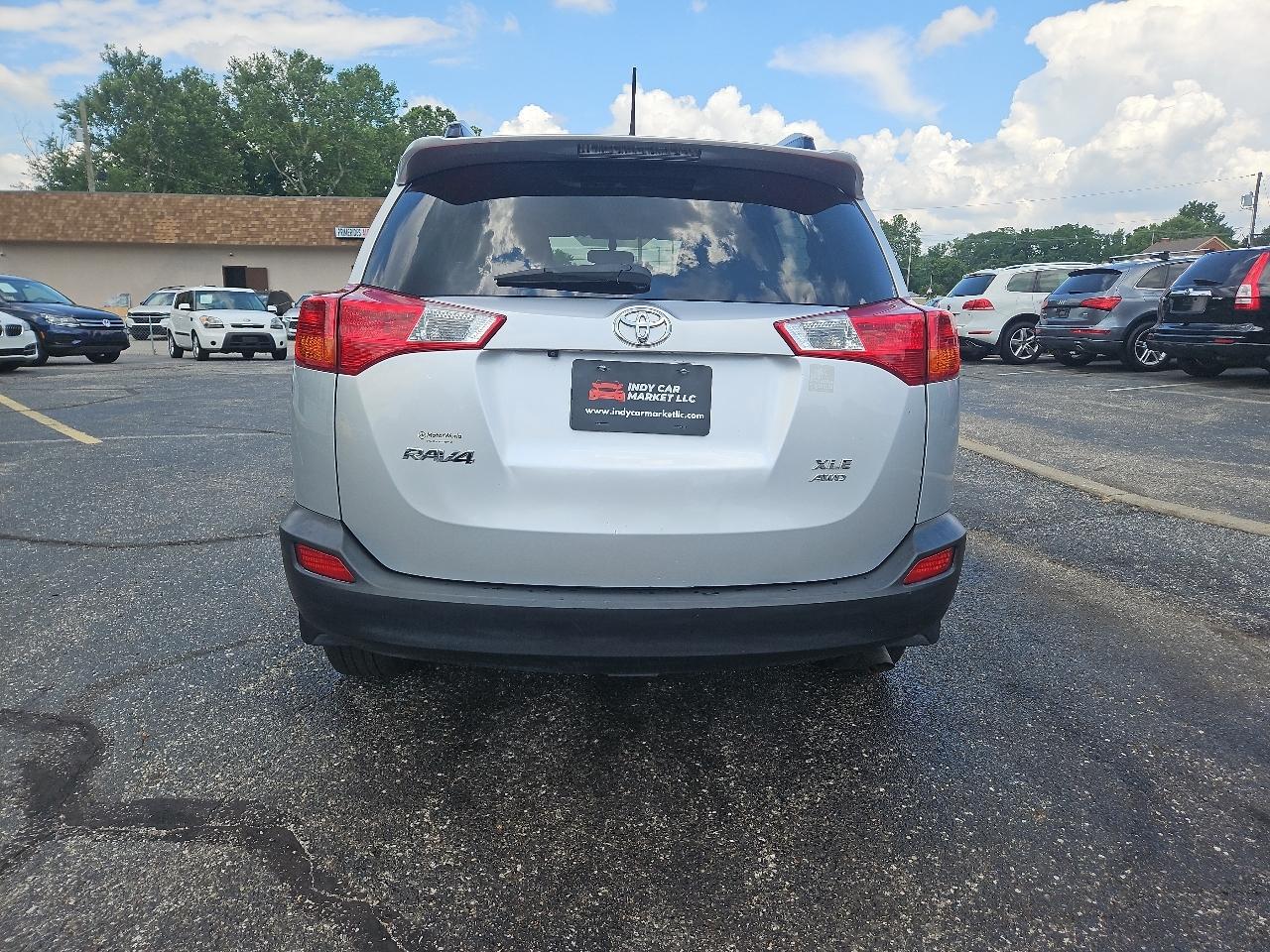 Toyota RAV4 XLE AWD 2013