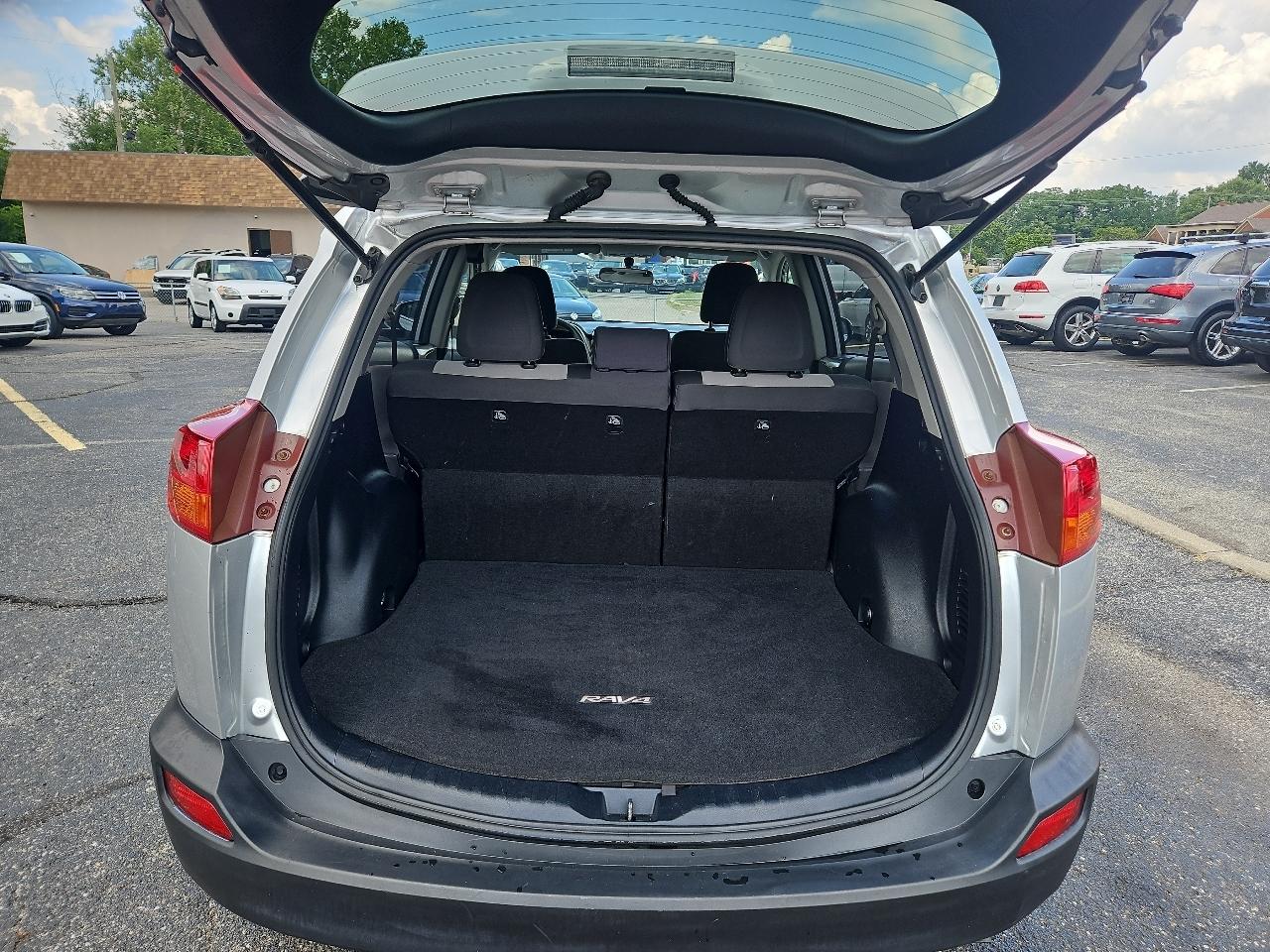 Toyota RAV4 XLE AWD 2013